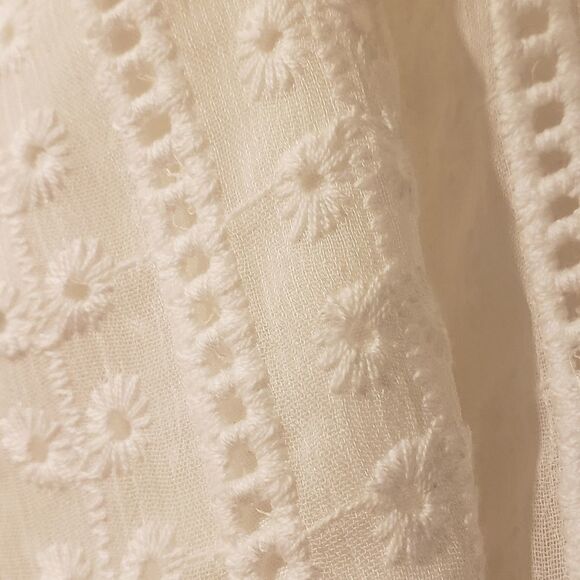 Q & A Maternity white dress 👗 size Medium NWT - Picture 7 of 11